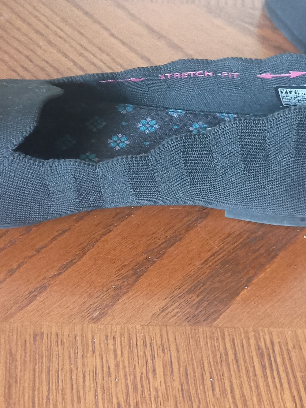 Skechers Cleo Honeycomb Scalloped Flats - Black - Size [7] - Picture 2 of 5